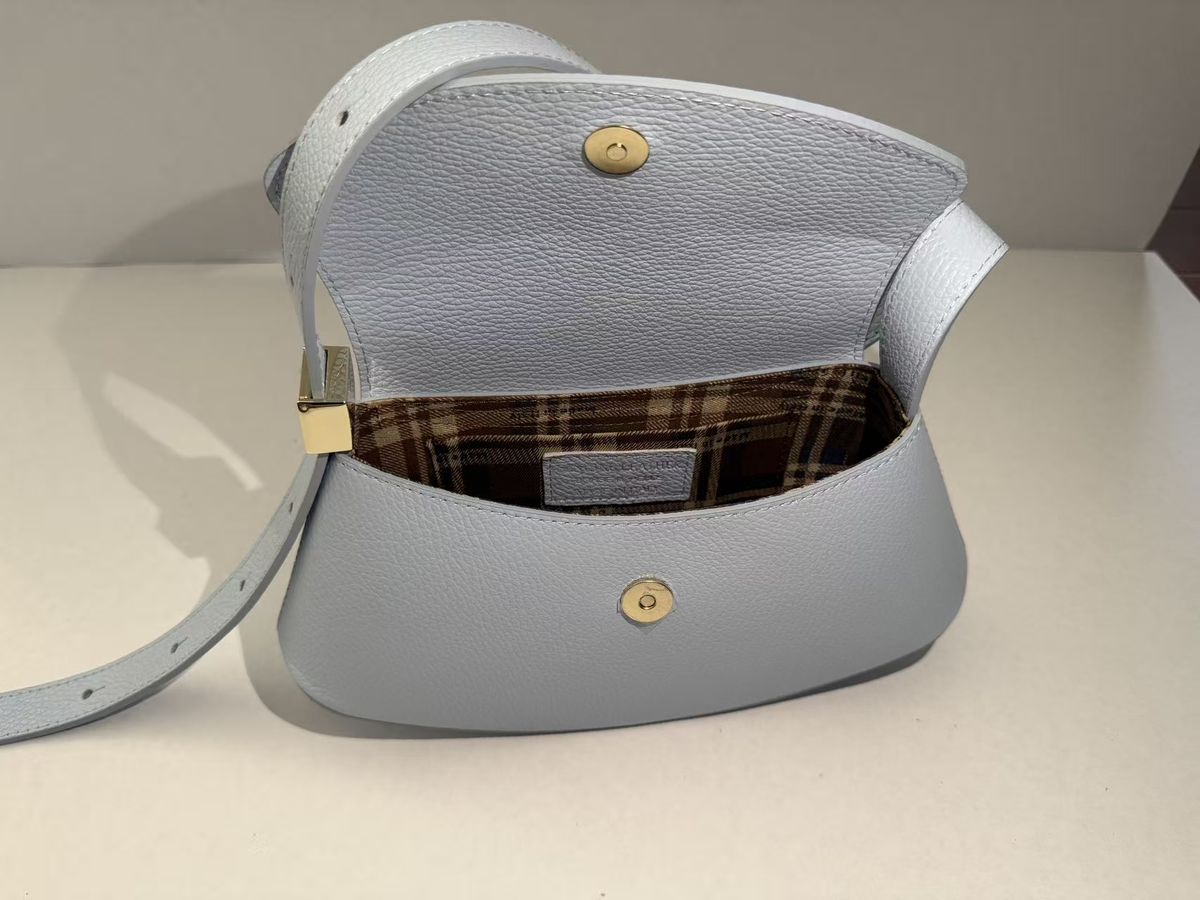 Arno Shoulder Bag — product detail 2