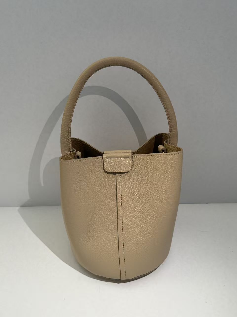 Lungarno Bucket Bag — product detail 1
